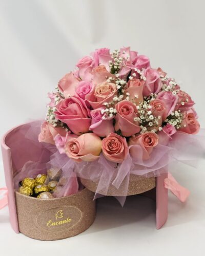 SORPRESA DE ROSAS